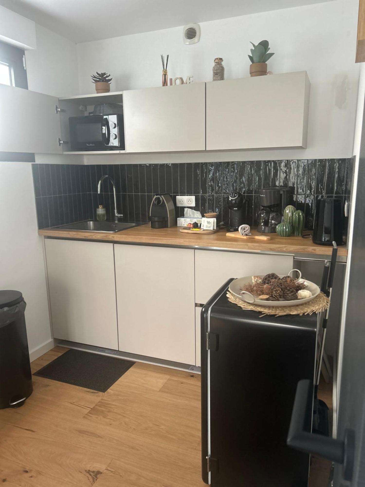 Studio Prestige Avec Terrasse Le Chene Dore Au Coeur Du Centre Touristique Cite Des Loisirs 200 M Du Galaxie,Face Au Snowworld Parking Gratuit Privatif Amnéville Exteriör bild